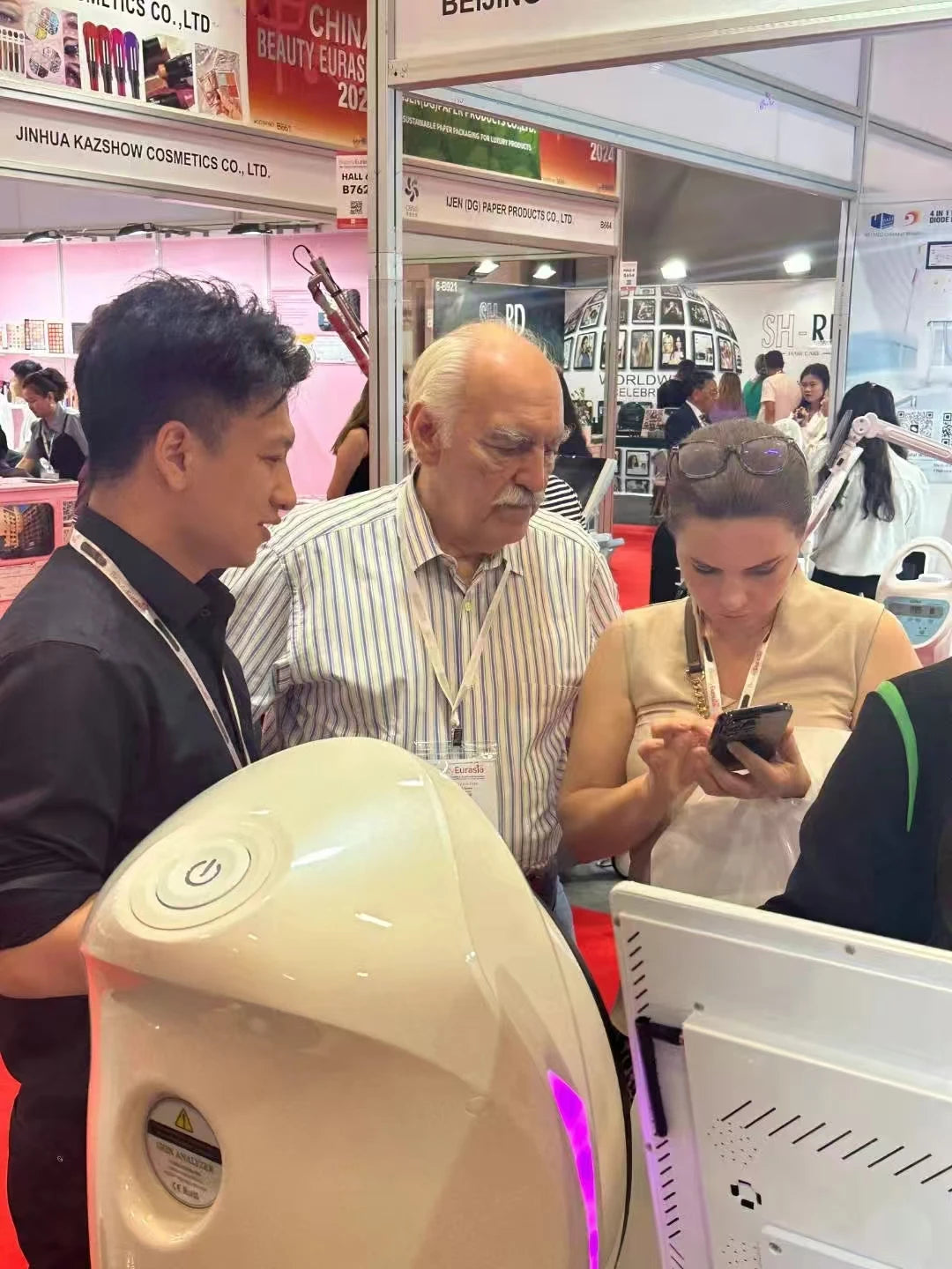 Aisia Q2 Smart AI Skin Analysis Detector 48MP 3 Cameras