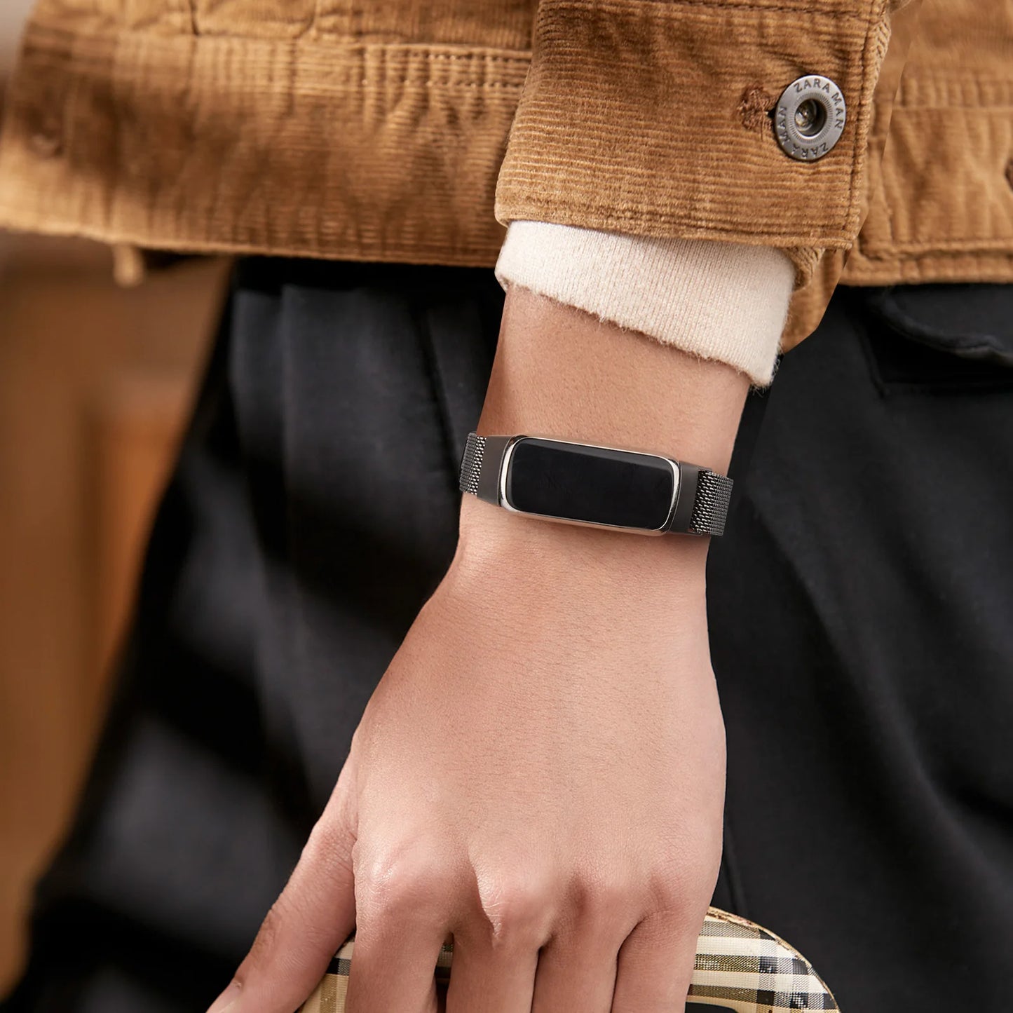 Tobfit Fitbit Luxe Band Sport Strap Metal Magnetic Watchband